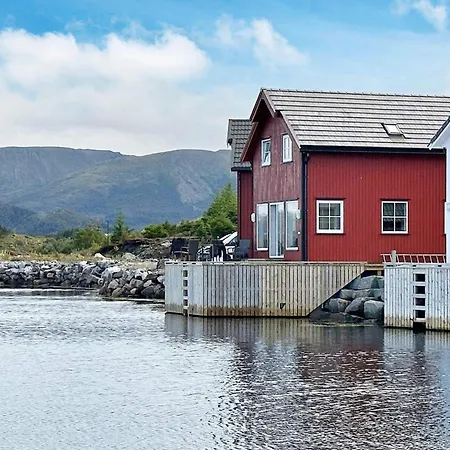 Holiday Averoy Vi Sveggen